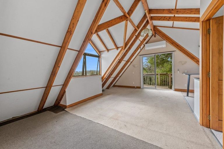 Photo of property in 380 Paremoremo Road, Paremoremo, Auckland, 0632