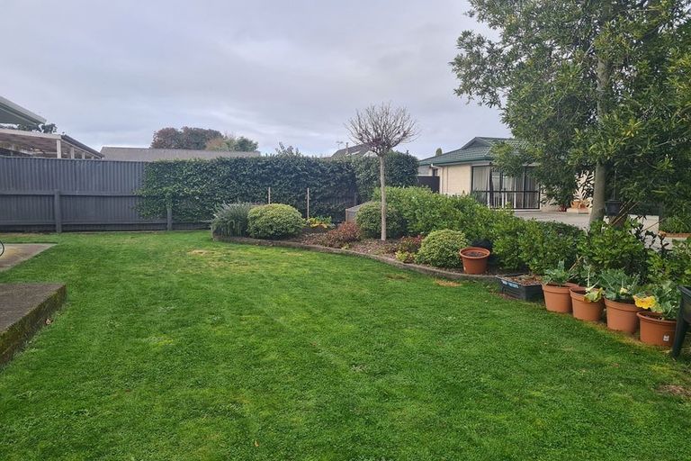 Photo of property in 32 Redwood Grove, Hokowhitu, Palmerston North, 4410