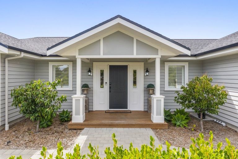 Photo of property in 7 Lamont Place, Waikanae, 5036