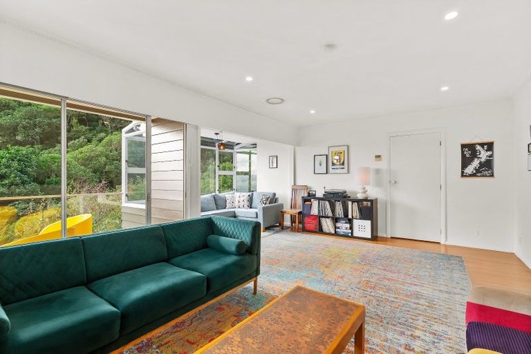 Photo of property in 57 Rona Street, Eastbourne, Lower Hutt, 5013