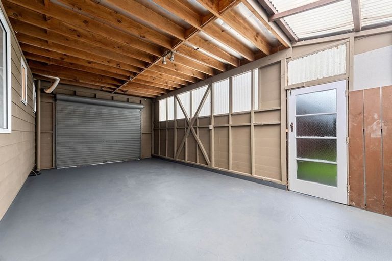 Photo of property in 102 Clayton Road, Mangakakahi, Rotorua, 3015