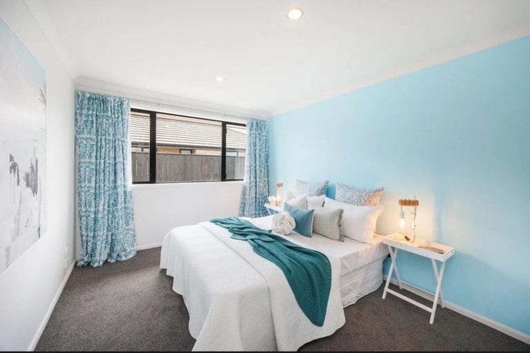 Photo of property in 22 Pegasus Place, Kelvin Grove, Palmerston North, 4414