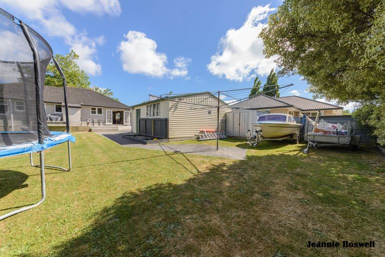 Photo of property in 600 Featherston Street, Roslyn, Palmerston North, 4414
