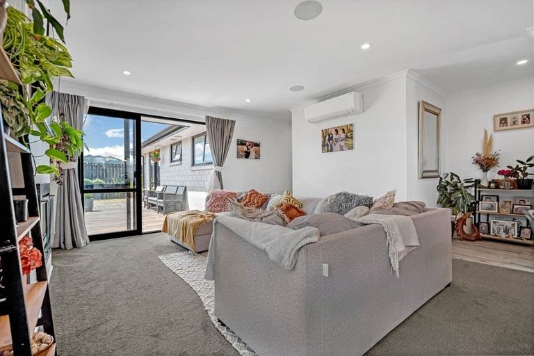 Photo of property in 28 Mclean Street, Pokeno, 2402