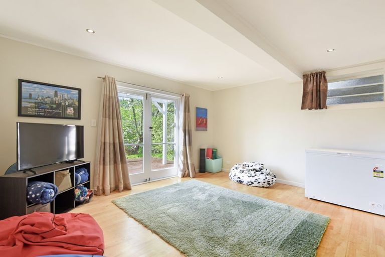 Photo of property in 32 Locking Street, Nelson South, Nelson, 7010