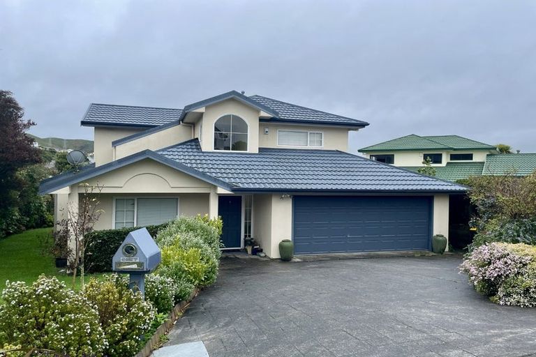 Photo of property in 3 Ridley Green, Churton Park, Wellington, 6037