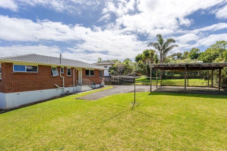 Photo of property in 36 Powrie Street, Glenfield, Auckland, 0629