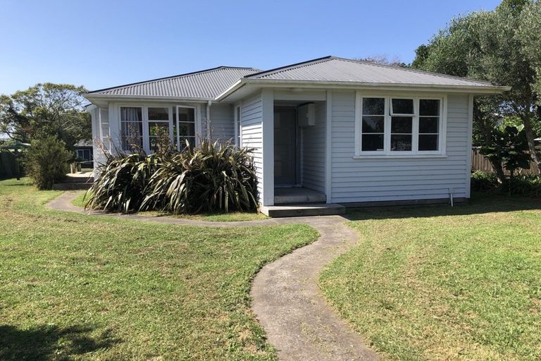 Photo of property in 43 Carthew Street, Okato, 4335