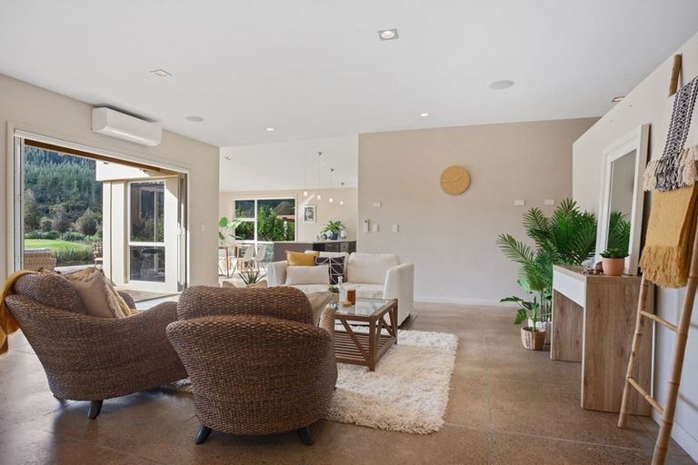 Photo of property in 28 Saint Andrews Drive, Pauanui, Hikuai, 3579