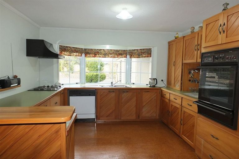 Photo of property in 11 Hillview Place, Pleasant Point, 7903