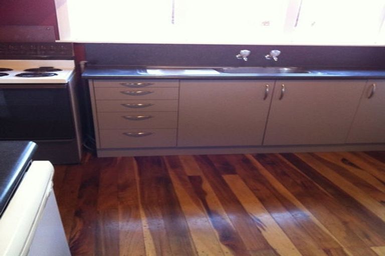 Photo of property in 4 Ascot Street, Hokowhitu, Palmerston North, 4410