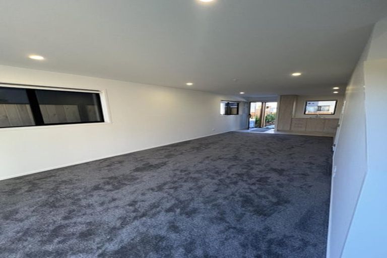 Photo of property in 1/9 Matata Place, Dallington, Christchurch, 8061