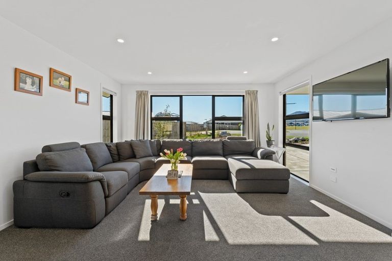 Photo of property in 9 Roto Close, Wharewaka, Taupo, 3330