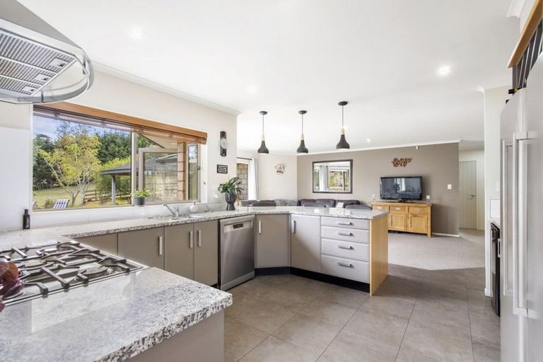 Photo of property in 237 Stoney Creek Road, Kaukapakapa, 0873