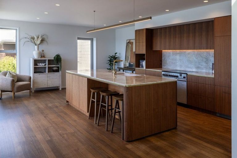 Photo of property in 128 Seatoun Heights Road, Seatoun, Wellington, 6022