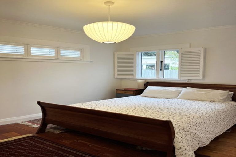 Photo of property in 22 Konini Street, Eastbourne, Lower Hutt, 5013