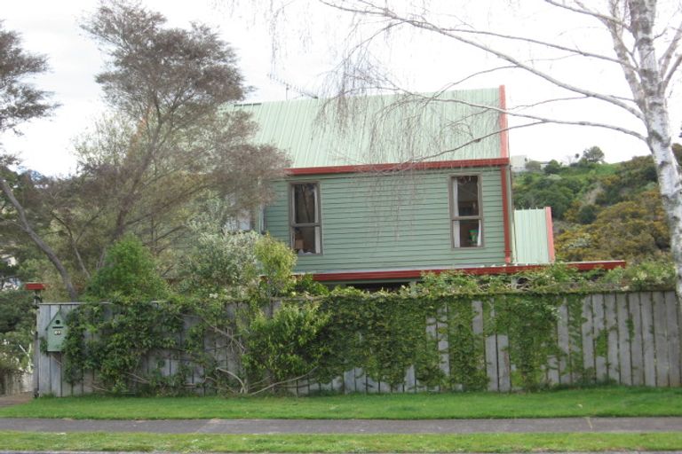 Photo of property in 67 Resolution Road, Welcome Bay, Tauranga, 3112