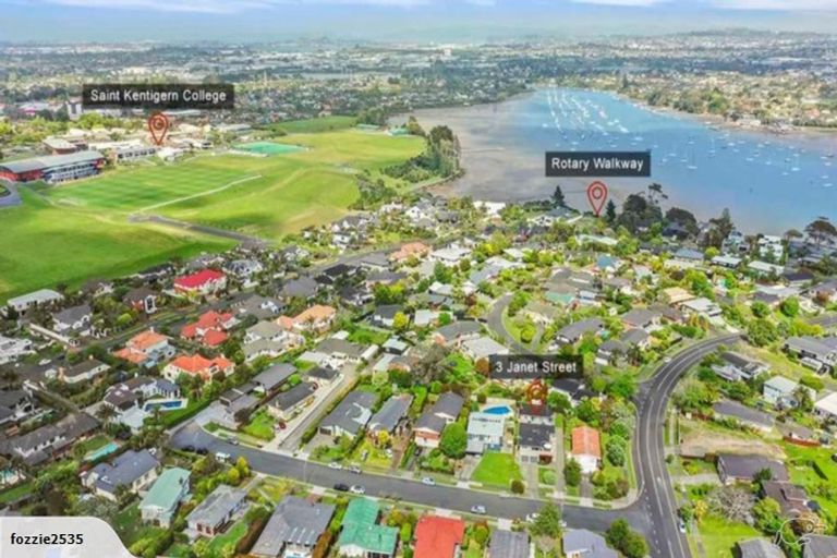 Photo of property in 3 Janet Street, Sunnyhills, Auckland, 2010