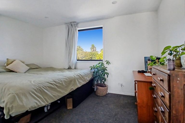 Photo of property in 43 Cessna Crescent, Mangere, Auckland, 2022