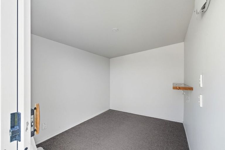 Photo of property in 6 Roswell Place, Islington, Christchurch, 8042