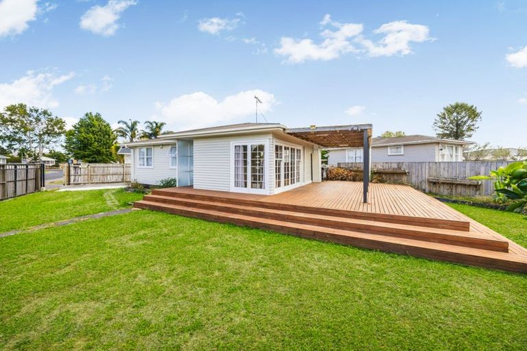 Photo of property in 1/1 Cooper Place, Papakura, 2110