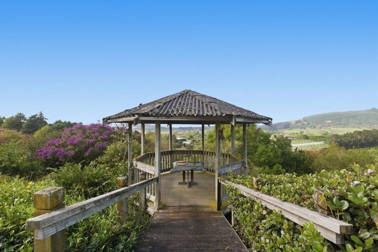 Photo of property in 1a Ngapeke Road, Welcome Bay, Tauranga, 3175
