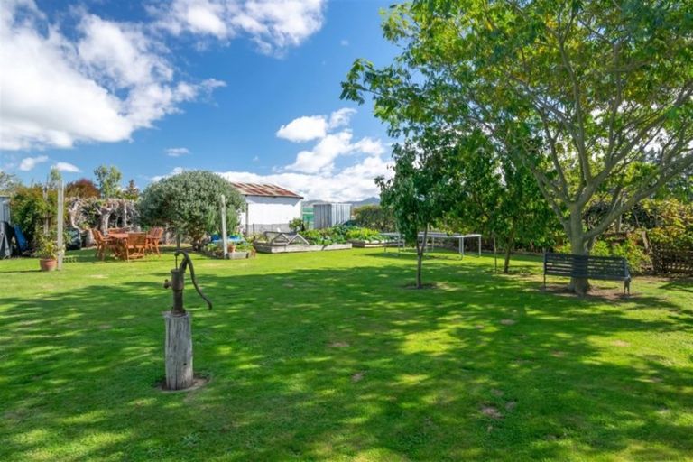 Photo of property in 14 Beaumont Street, Seddon, 7210