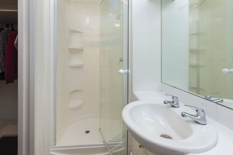 Photo of property in 1/135 Fendalton Road, Fendalton, Christchurch, 8052