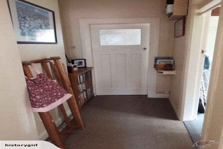 Photo of property in 2/134 Evans Bay Parade, Roseneath, Wellington, 6021