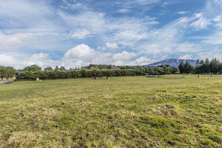 Photo of property in 422 Stonyflat Road, Loburn, Rangiora, 7472