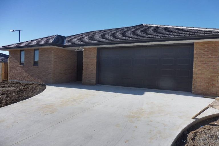 Photo of property in 2 Waikai Close, Ruakura, Hamilton, 3214