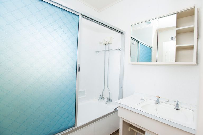 Photo of property in 338 Aberdeen Road, Gisborne, 4010