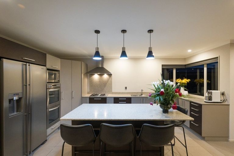 Photo of property in 1 Rodeo Drive, Kelvin Grove, Palmerston North, 4414