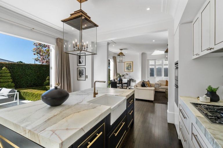 Photo of property in 8a Burwood Crescent, Remuera, Auckland, 1050