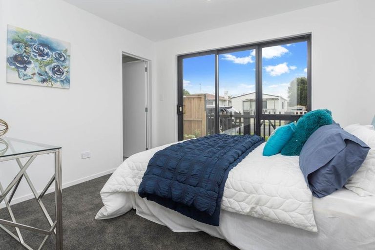 Photo of property in 3/2a Cambridge Road, Manurewa, Auckland, 2102