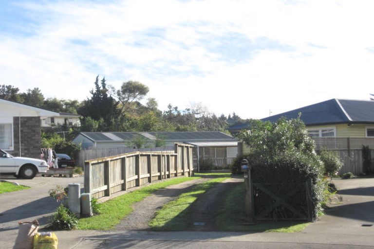 Photo of property in 47 Hookway Grove, Paraparaumu, 5032