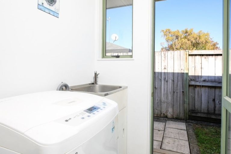 Photo of property in 13 Myrlene Place, Nawton, Hamilton, 3200