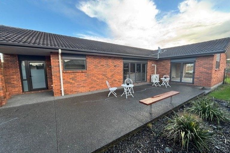 Photo of property in 100 Shakespeare Street, Leamington, Cambridge, 3432