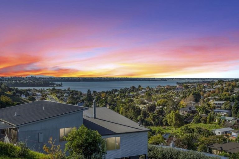 Photo of property in 25 Kite Way, Welcome Bay, Tauranga, 3112