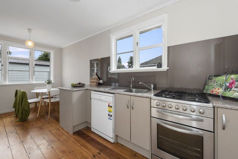 Photo of property in 12 Anzac Avenue, Morrinsville, 3300