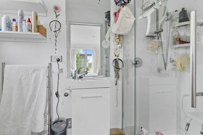 Photo of property in 98 Ohau Drive, Lake Ohau, Twizel, 9412