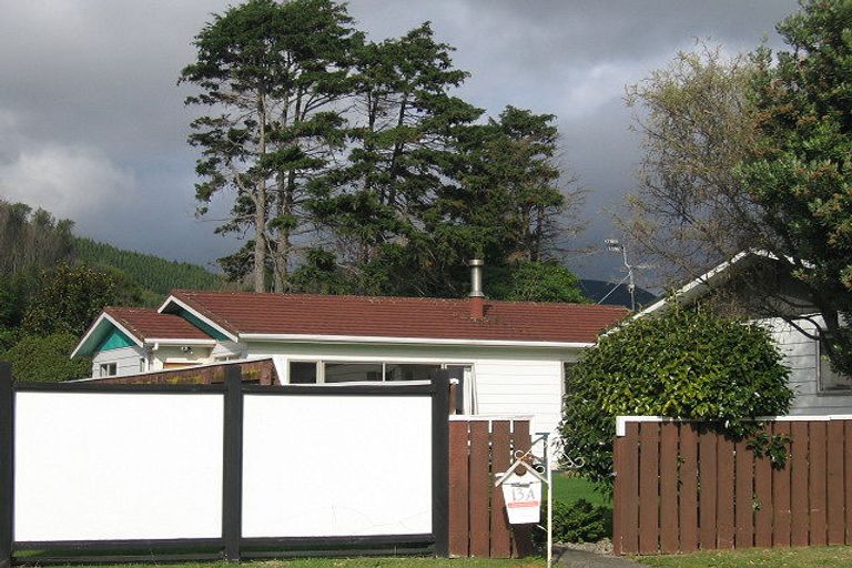 Photo of property in 13a Sunshine Avenue, Paraparaumu, 5032