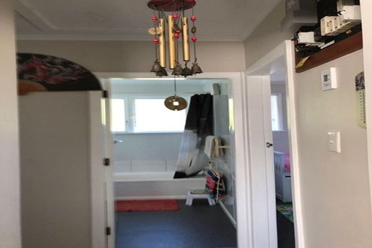 Photo of property in 2/5 Hinemoa Street, Waiwhetu, Lower Hutt, 5010