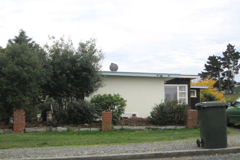 Photo of property in 35 Harwich Street, Balclutha, 9230