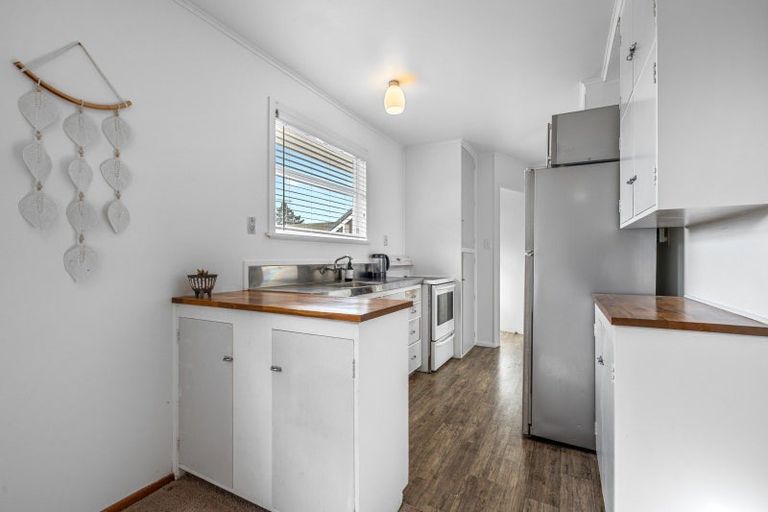 Photo of property in 16 Fairview Place, Te Puke, 3119