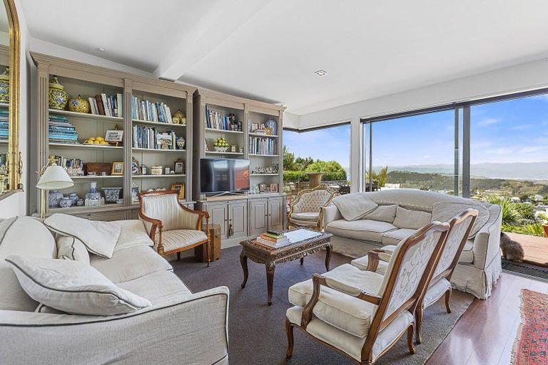 Photo of property in 55 Mitchell Street, Brooklyn, Wellington, 6021