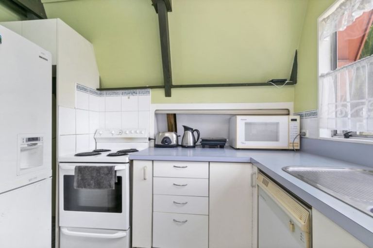 Photo of property in 5/2 Dowse Drive, Maungaraki, Lower Hutt, 5010