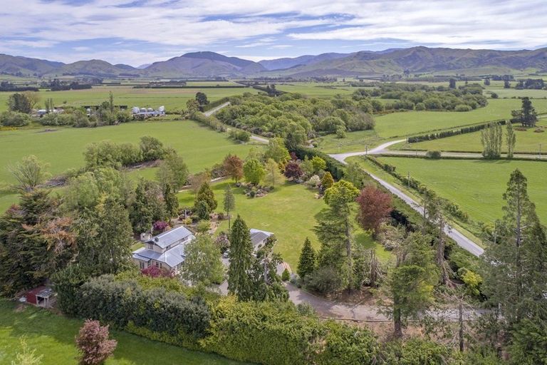 Photo of property in 365 Dalethorpe Road, Sheffield, 7580