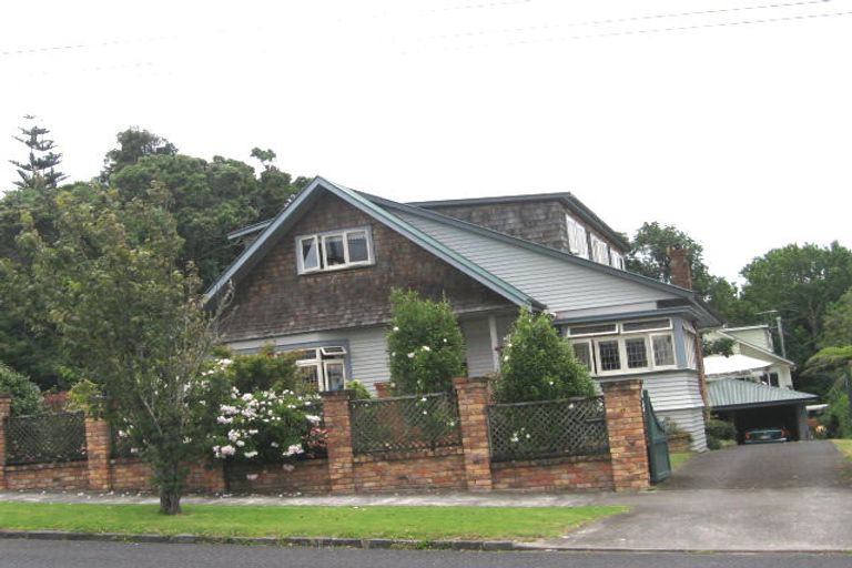 Photo of property in 19 Watling Street, Mount Eden, Auckland, 1024