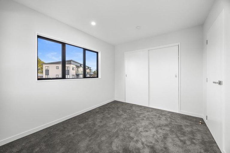 Photo of property in 40a Trentham Road, Papakura, 2110